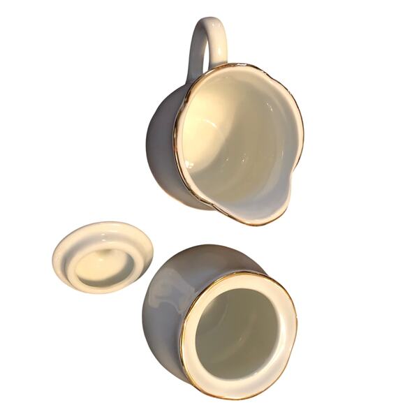 Vintage Beatrice Potter small sugar and creamer Porcelain - Picture 4 of 6